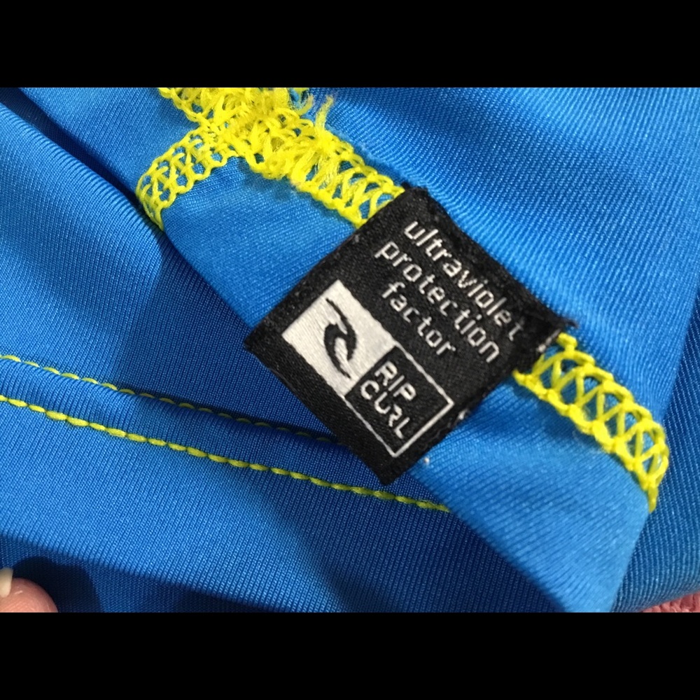 Rip Curl - Picture 4 of 5
